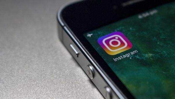 Instagram’s Bold Redesign Pushes Reels & DMs to the Forefront Instagram’s Bold Redesign Pushes Reels & DMs to the Forefront