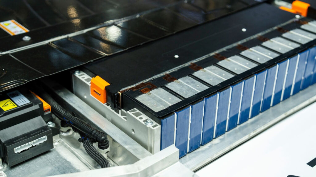 Solid-State Sodium Batteries Break Cold Barrier, Promise Lithium Alternative Solid-State Sodium Batteries Break Cold Barrier, Promise Lithium Alternative