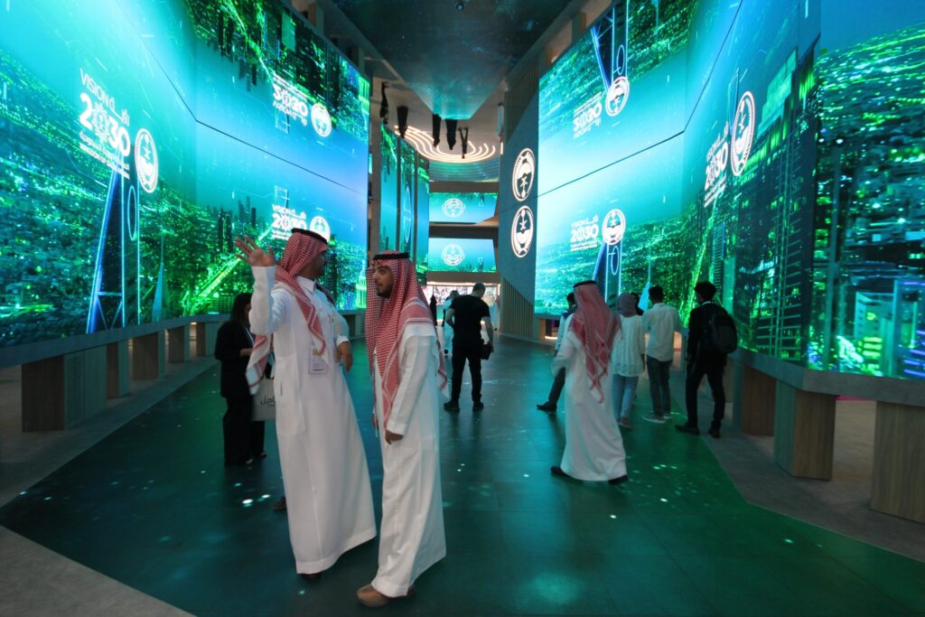 American AI Startup Turns to Saudi Arabia as U.S. Data Center Resistance Grows