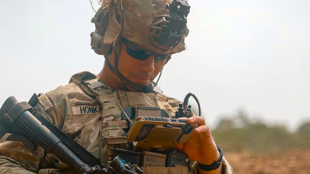 Smartphones Become Essential Gear for America’s Digital Battlefield